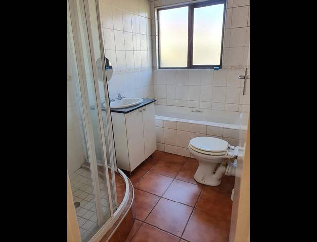 2 BEDROOM TOWNHOUSE FOR SALE IN HELDERWYK